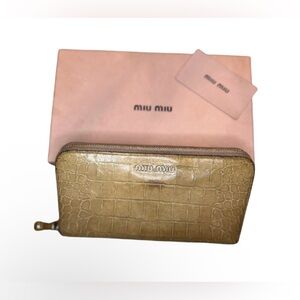 Miu Miu sunshine crocodile leather full size continental (full inclusion)
